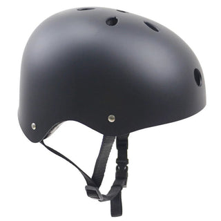 Klassischer TWHEELS Helm in Schwarz Matt für E-Scooter und E-Roller.