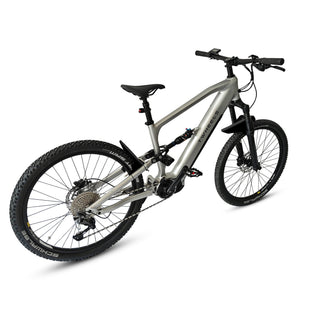 TWHEELS E-Mountain Bike in Silber mit RockShox-Federgabel, Dreiviertelansicht.