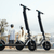 TWHEELS E-Scooter Lite in Schwarz, Trittbrett und Vorderrad, Detailansicht.