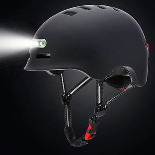 TWHEELS LED Helm in Schwarz Matt mit integriertem Licht für mehr Sichtbarkeit.