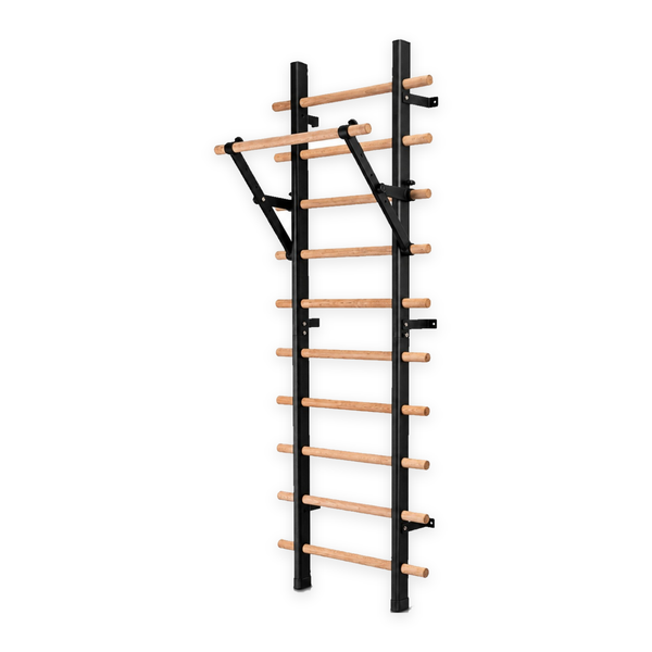 TWHEELS Sprossenwand in der Version Pull Up und Dip Bar, hier mit montierter Klimmzugstange