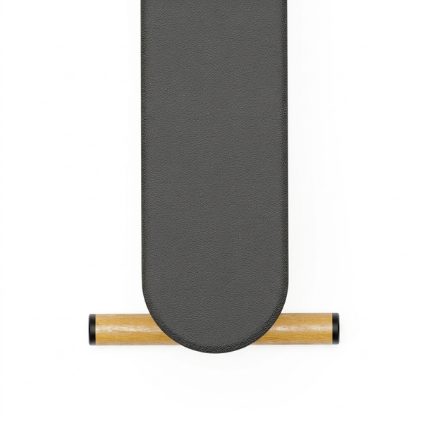 Die ergonomisch geformte Polsterung passt sich deinem Körper perfekt an. Der hochwertige Kunstlederbezug ist angenehm gepolstert, pflegeleicht und langlebig.